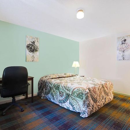 Patriot Inn Motel Beaver Wv, By Oyo Zewnętrze zdjęcie