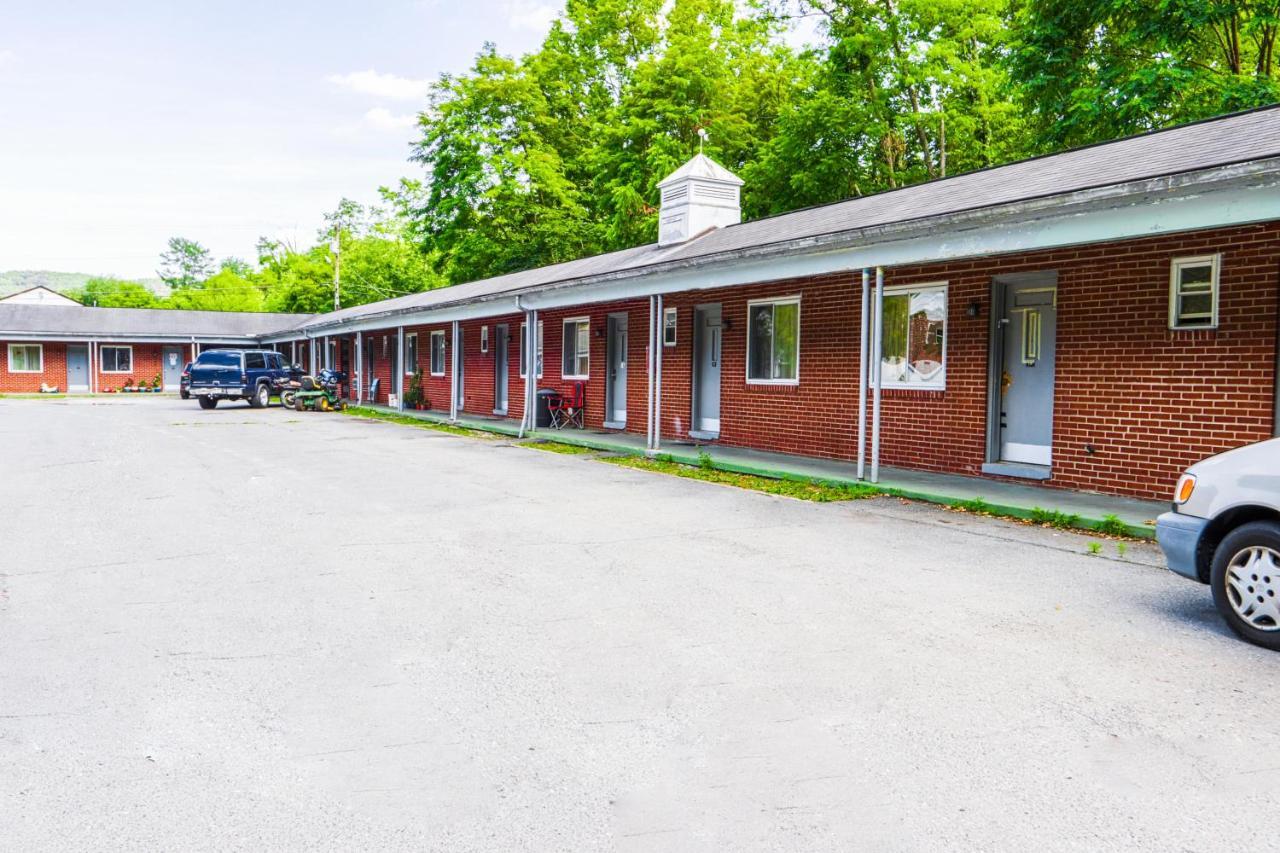 Patriot Inn Motel Beaver Wv, By Oyo Zewnętrze zdjęcie
