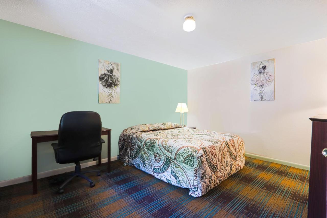 Patriot Inn Motel Beaver Wv, By Oyo Zewnętrze zdjęcie